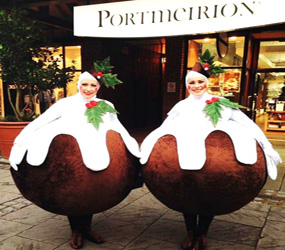 Christmas Entertainmet - Walkabout Christmas Puddings to hire